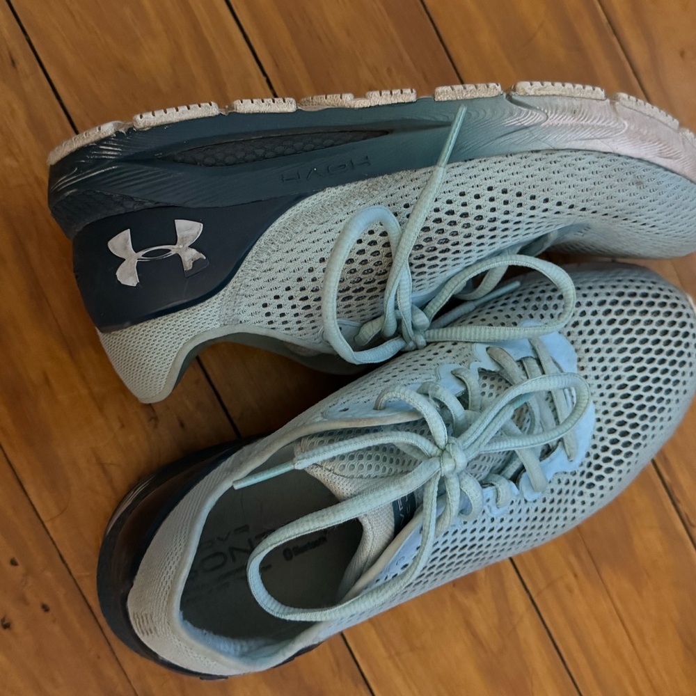 Under Armour Sky Blue Athletic Shoes
